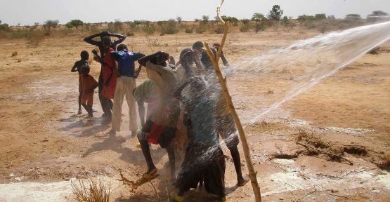 Türkiye Afrika'da 9 Milyon Kişiye Temiz Su Sağladı!